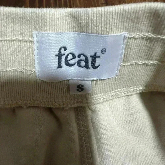 Feat Blanket Blend 2.5" Shorts- Sherpa/teddy bear loungewear size Small EUC - Picture 4 of 6